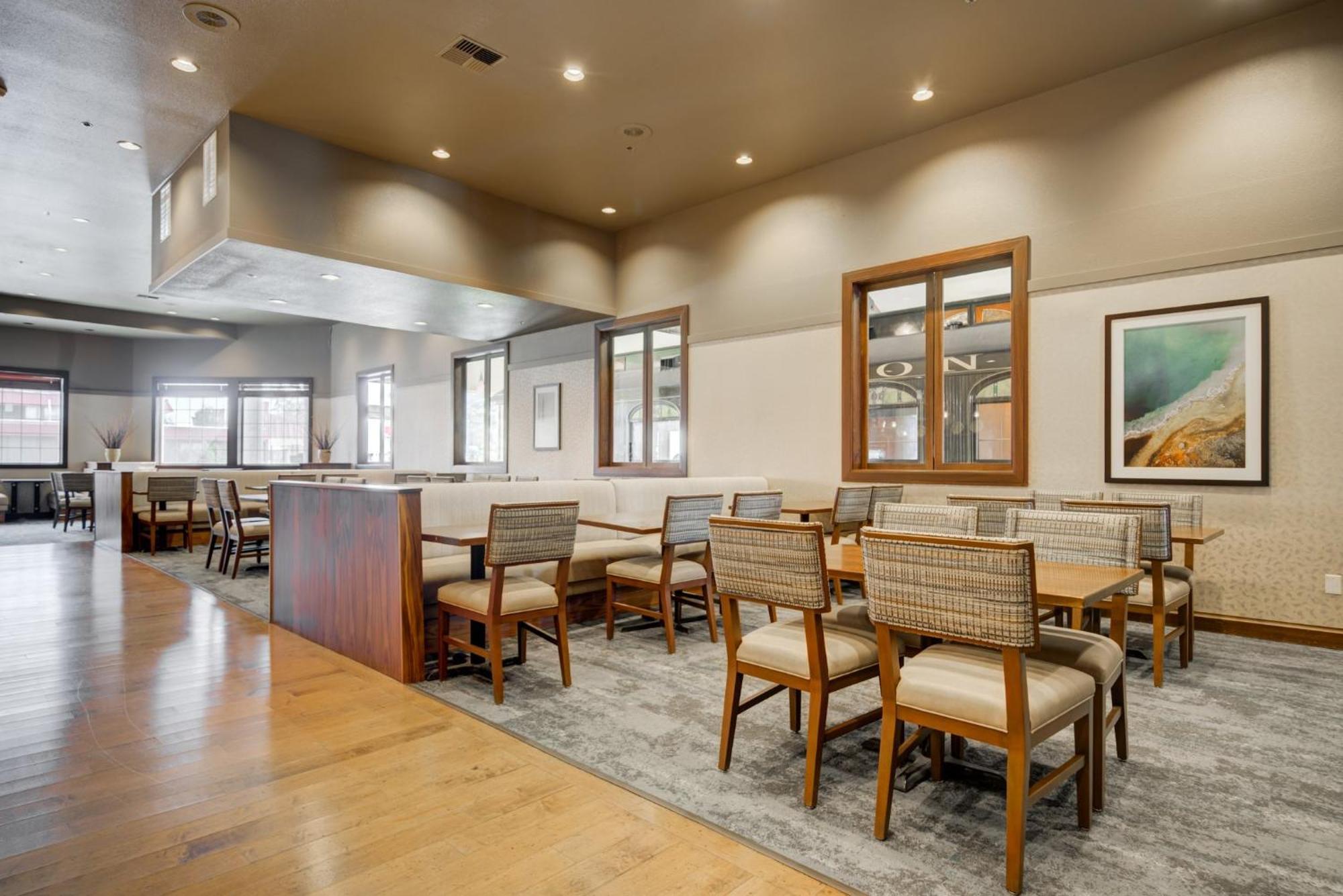 Holiday Inn West Yellowstone By Ihg Esterno foto