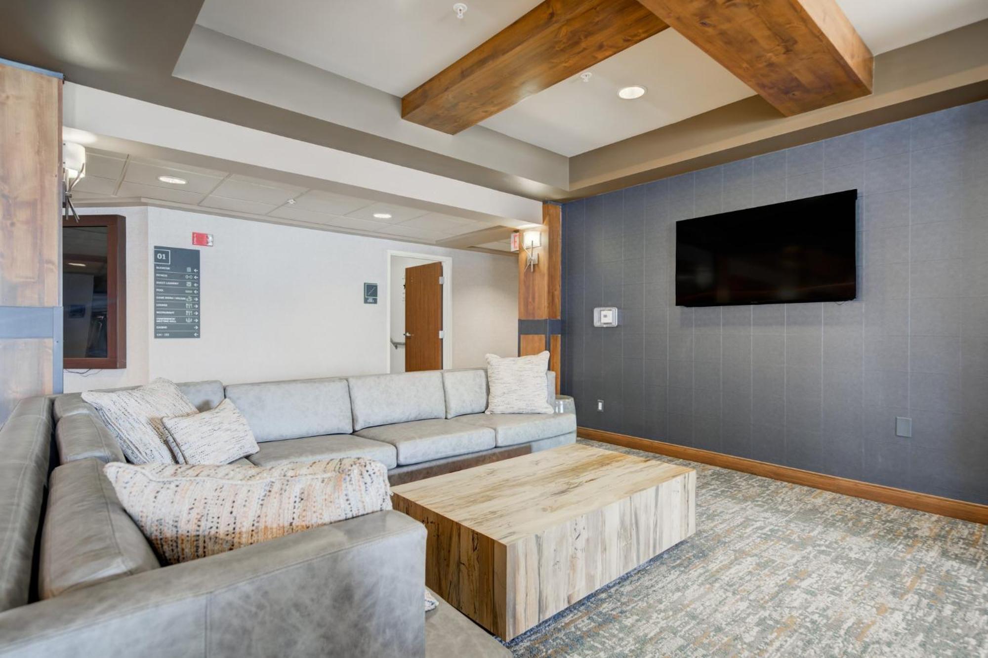 Holiday Inn West Yellowstone By Ihg Esterno foto