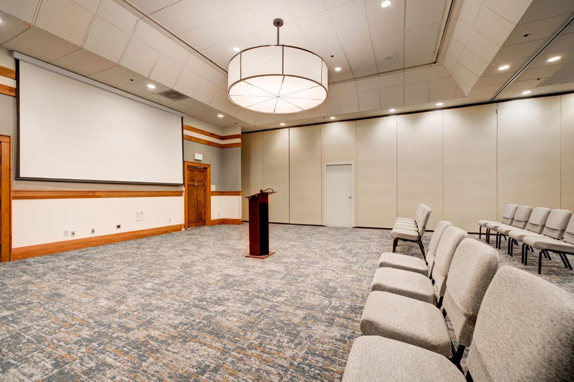 Holiday Inn West Yellowstone By Ihg Esterno foto