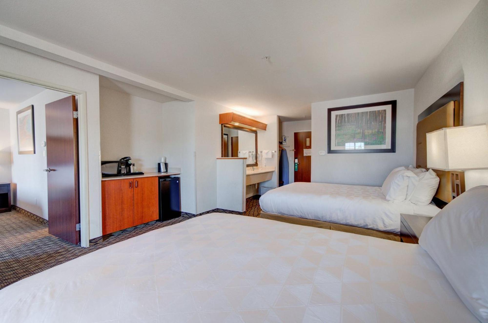 Holiday Inn West Yellowstone By Ihg Esterno foto